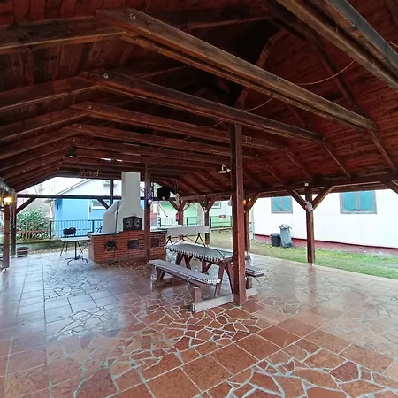 Szines Es Kemences Apartament